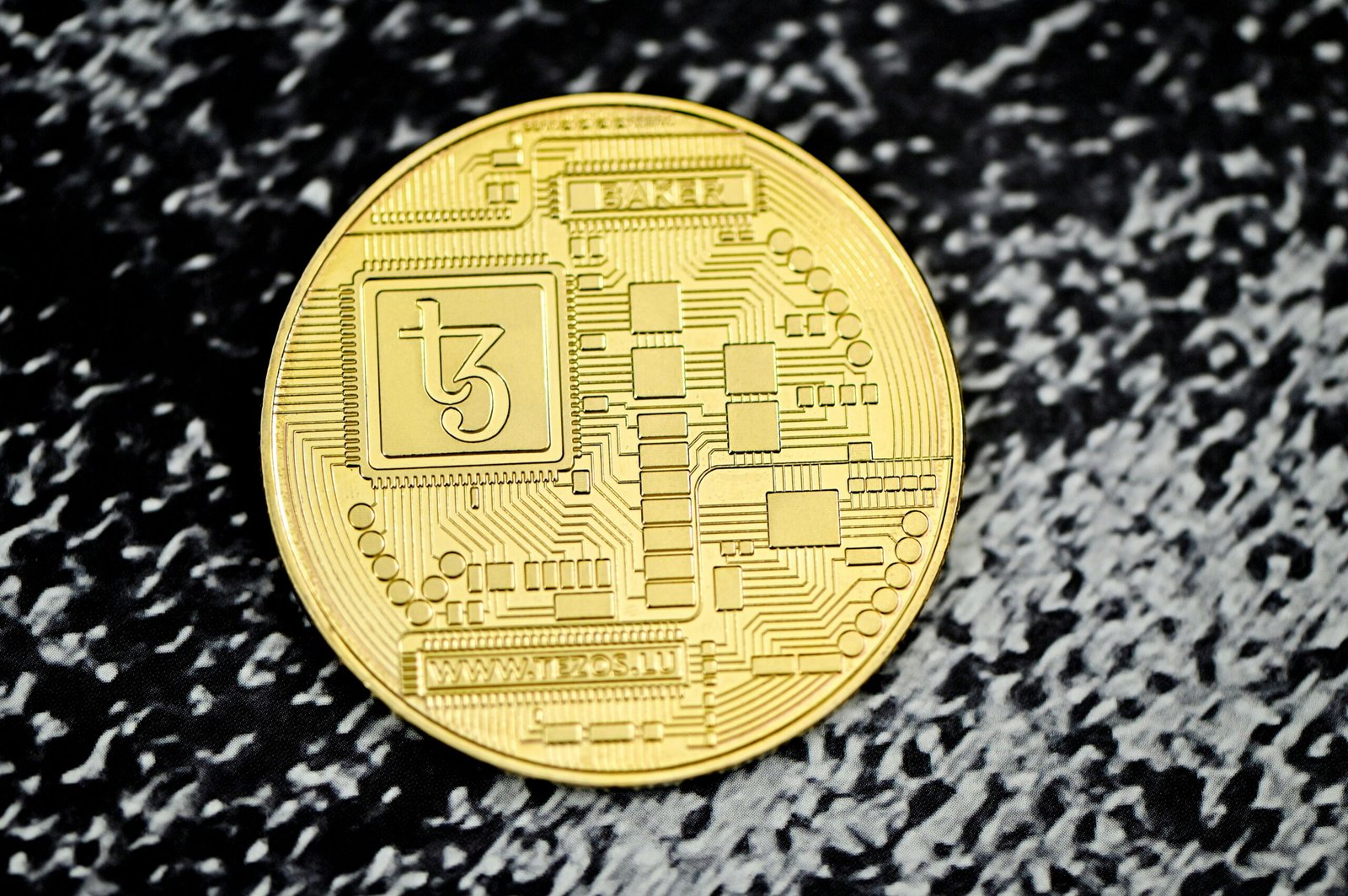 Arizona Governor Katie Hobbs Blocks Bitcoin Reserve Legislation
